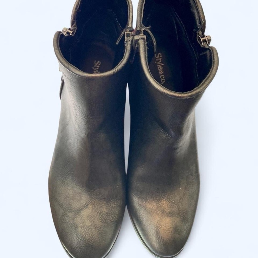 Style & Co. Dark Silver Ankle Booties Weathered Faux Leather 6
